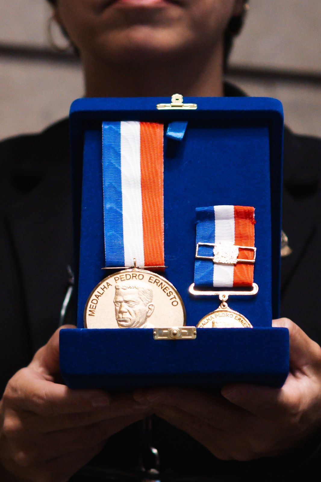 Recebimento da Medalha Pedro Ernesto